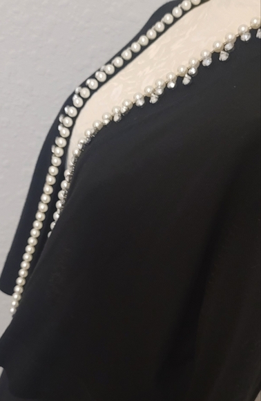 Sweater - Picture 2 of 8